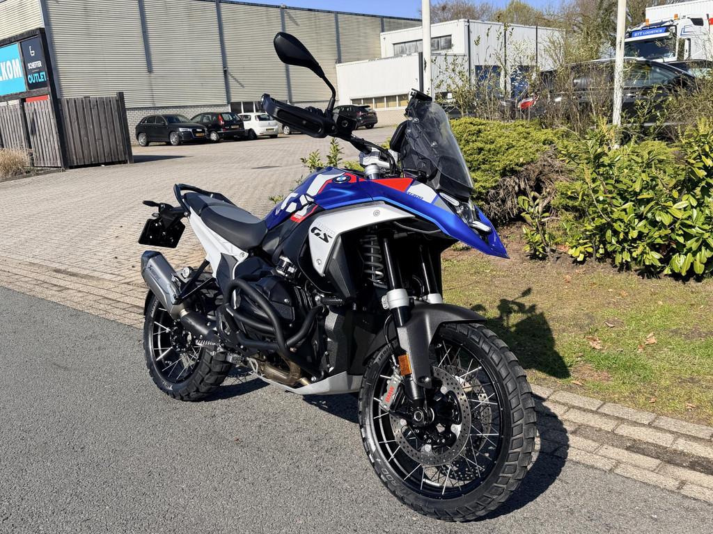BMW R 1300 GS Trophy 146PK Akrapovic•Kofferset, Einsteinlaan 5
2289 CC  Rijswijk, NL, Handvatverwarming, Meer dan 35 kW, Toermotor