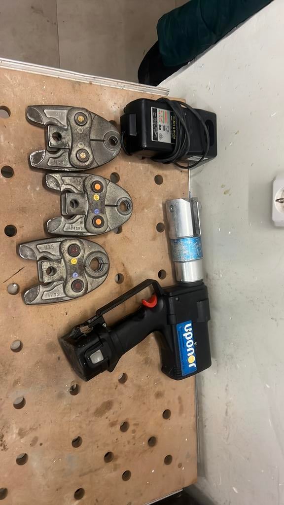 Perstang uponor, Ophalen of Verzenden, Zo goed als nieuw