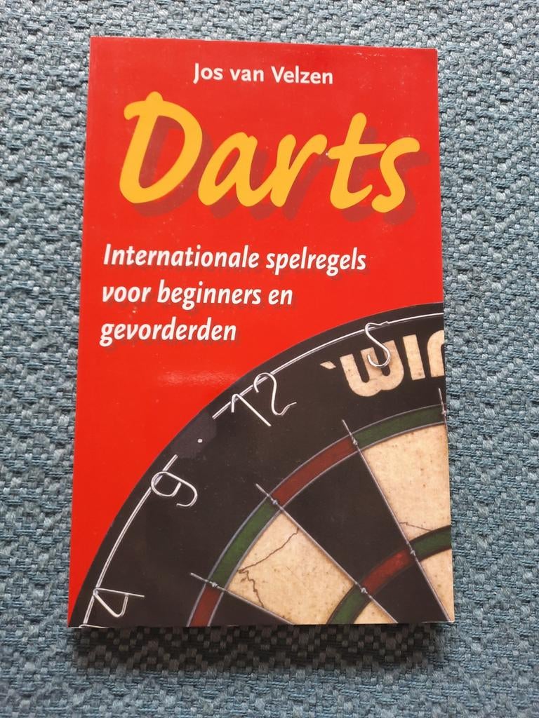 Darts: Internationale spelregels, Ophalen of Verzenden, Zo goed als nieuw, Jos van Velzen, Overige sporten