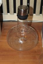 Menu decanteerfles met 2 trechters, Huis en Inrichting, Glas of Glazen, Ophalen of Verzenden, Overige stijlen, Glas