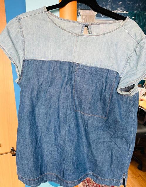 leuk jeansbloesje licht en donkerblauw 42/44 zgan, Kleding | Dames, Blouses en Tunieken, Zo goed als nieuw, Maat 42/44 (L), Blauw
