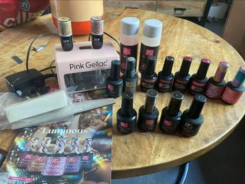 Set van pink gellac beschikbaar voor biedingen