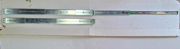 19" Rack Ladegeleiders - 45kg Belastbaar, Computers en Software, Serverkasten, Gebruikt, Ophalen of Verzenden