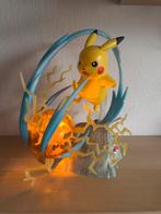 Pokémon figuur Pikachu met lamp, Ophalen of Verzenden, Zo goed als nieuw