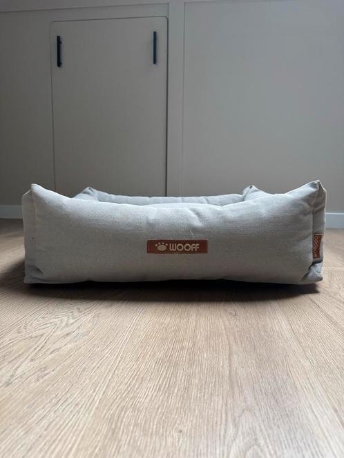 ZO GOED ALS NIEUW: hondenmand mand hond Wooff Cocoon!, Dieren en Toebehoren, Hondenmanden, Zo goed als nieuw, Ophalen of Verzenden