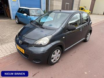 Toyota Aygo 1.0-12V Cool bj. 2011 Airco NAP 178.698km De aut beschikbaar voor biedingen