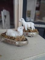 Brocante schaapjes op plateau...Poppenhuis 1:12.(nr F126)*, Ophalen of Verzenden, Nieuw, Poppenhuis