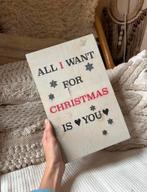 Houtsnijwerk: rustiek houten bord met de tekst - kerst, Diversen, Kerst, Ophalen of Verzenden, Zo goed als nieuw