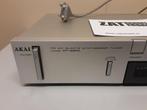 AKAI AT-S210 Fm AM Quartz Synthesizer tuner. Jaren 80, Gebruikt, ., Ophalen of Verzenden, .