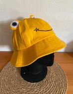 Gele kikker bucket hat, Hoed, Nieuw, Ophalen of Verzenden, 58 cm (L, 7¼ inch) of meer