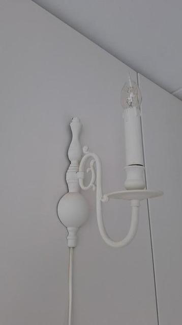 Leuk klein lampje  beschikbaar voor biedingen