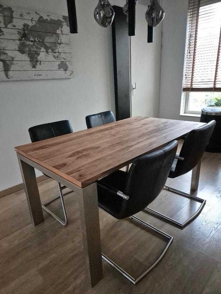 Xooon Piura eetkamerset met 4 leren stoelen 160 x 90cm, Huis en Inrichting, Complete eetkamers, Gebruikt, 4 tot 6 stoelen, Ophalen