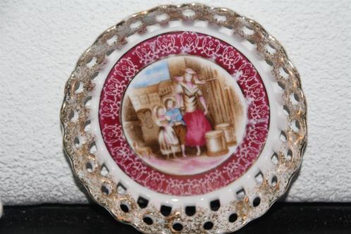 barok schaaltje / bordje met Anjou rand, Antiek en Kunst, Curiosa en Brocante, Ophalen of Verzenden