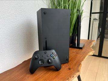Xbox Series X - Schoon en compleet beschikbaar voor biedingen