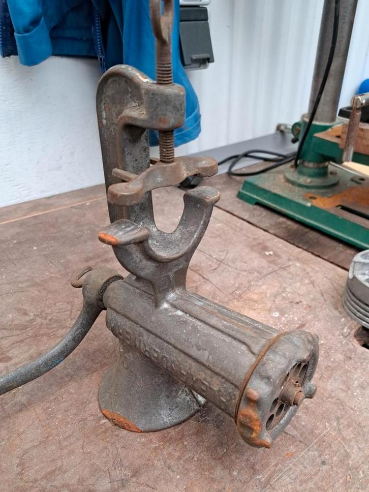 Oude Alexanderwerk Gehaktmolen Nr. 10, Antiek en Kunst, Antiek | Gereedschap en Instrumenten, Ophalen