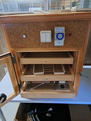 Broedmachine  HEKA nieuw beschikbaar voor biedingen