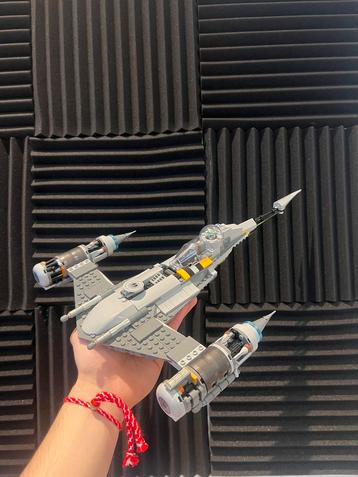 Lego Star wars 75325 Mandalorian Starfighter