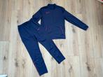 Nike Dri Fit trainingspak sport joggingpak paars 158 164 170, Ophalen of Verzenden, Zo goed als nieuw, Jongen, Sport- of Zwemkleding