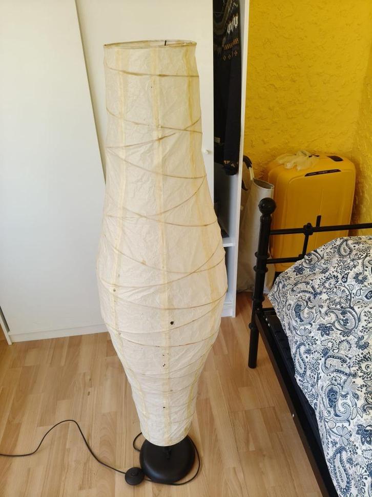 Tall Floor Lamp with Paper Shade, Huis en Inrichting, Lampen | Vloerlampen, 100 tot 150 cm, Metaal, Overige materialen, Ophalen of Verzenden