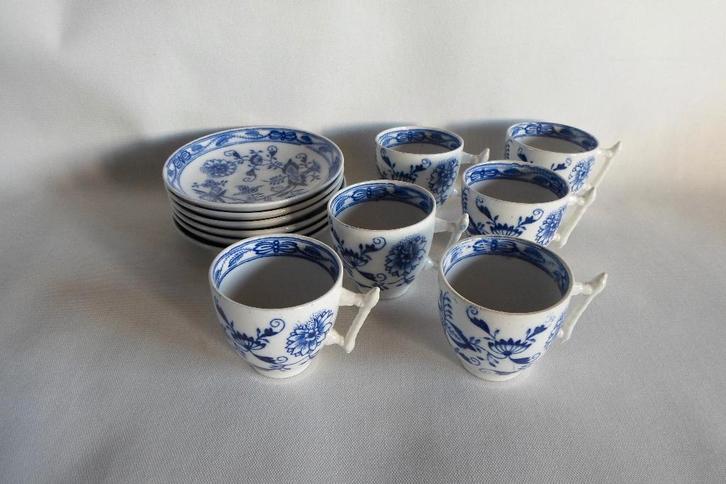 Zwiebelmuster Kop & Schotels, Antiek en Kunst, Antiek | Servies los, Ophalen of Verzenden