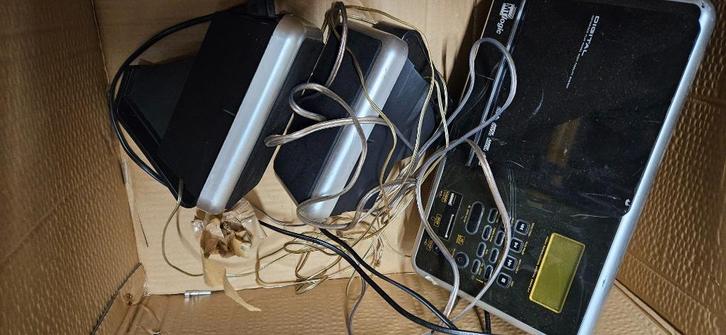 Partij audio , autoversterkers ,speakers  ,ect alles €300, Audio, Tv en Foto, Professionele Audio-, Tv- en Video-apparatuur, Zo goed als nieuw