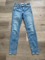 REVELATION mid rise skinny jeans maat W28 / L30 DL, Kleding | Dames, Spijkerbroeken en Jeans, Blauw, Ophalen of Verzenden, Gedragen