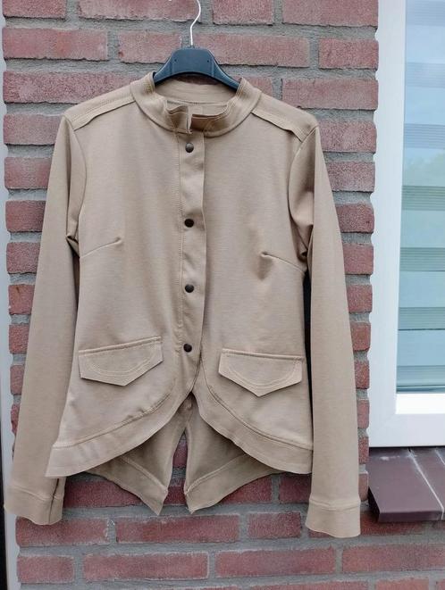 Stretch! Stijlvolle prachtige blazer van Italy, S camel, Kleding | Dames, Jasjes, Kostuums en Pakken, Zo goed als nieuw, Jasje