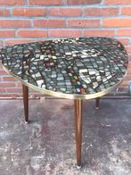 Vintage driehoek tripod bijzettafel mozaïek, jaren 50 60, 45 tot 60 cm, Zo goed als nieuw, Overige vormen, Hout