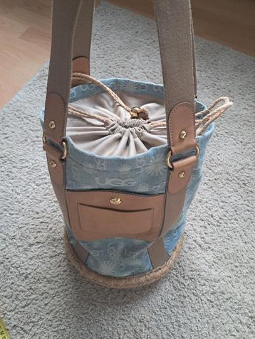 UGG tas denim blauw jacquard leer ronde tas beschikbaar voor biedingen
