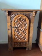 Spaans 17de eeuws kastje/Halkastje, Ophalen