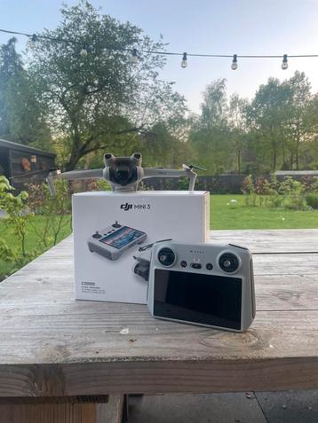 Dji mini 3 met rc smart controller beschikbaar voor biedingen