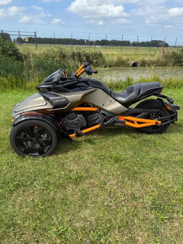 Can Am Spider F3 special Edition, Motoren, Quads en Trikes, meer dan 35 kW, 3 cilinders, Ophalen