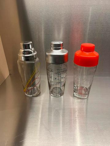Cocktailshakers 3x - vintage beschikbaar voor biedingen