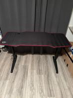 Trust GXT 1175 Imperius - XL Gaming Tafel, Huis en Inrichting, Bureaus, Ophalen, Zo goed als nieuw