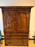 Antieke kast, Antiek en Kunst, Ophalen of Verzenden