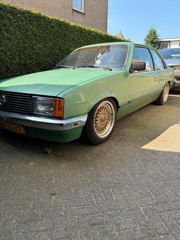 Opel Rekord 2.0 S 1978 Groen lpg, benzine beschikbaar voor biedingen