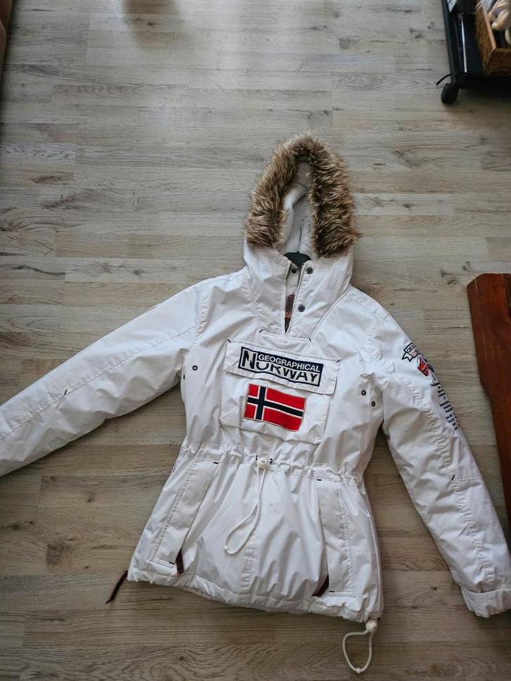 Witte Geographical Norway Damesjas - Maat M, Kleding | Dames, Jassen | Winter, Gedragen, Maat 38/40 (M), Wit, Ophalen of Verzenden