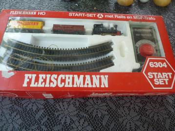 FLEISCHMANN START SET 6304  MET GOEDEREN WAGONS beschikbaar voor biedingen