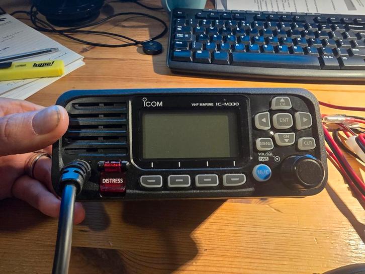 Icom IC-M330GE DSC Marifoon, Watersport en Boten, Navigatiemiddelen en Scheepselektronica, Communicatie, Ophalen of Verzenden