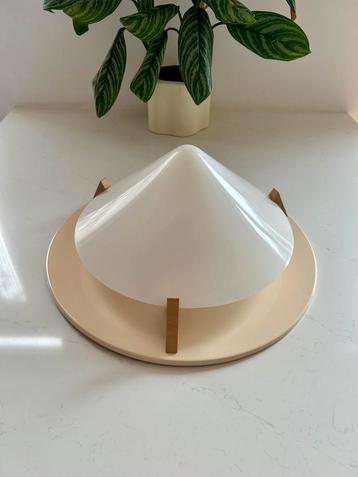 Vintage plafondlamp. Postmoderne lamp Ikea Stoja beschikbaar voor biedingen
