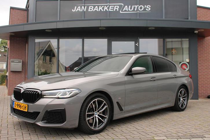 BMW 5 Serie 520i M-Pakket  Head-up  Trekhaak  Carpl, Auto's, BMW, Bedrijf, Te koop, 5-Serie, ABS, Airbags, Airconditioning, Alarm