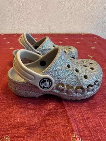 Glitter crocs, 1st, mt 23-24 beschikbaar voor biedingen
