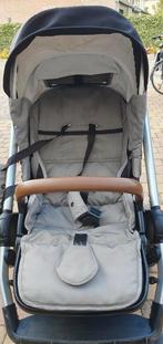 Mutsy kinderwagen zgan. Met bijbehorende reiswieg., Ophalen, Zo goed als nieuw, Mutsy