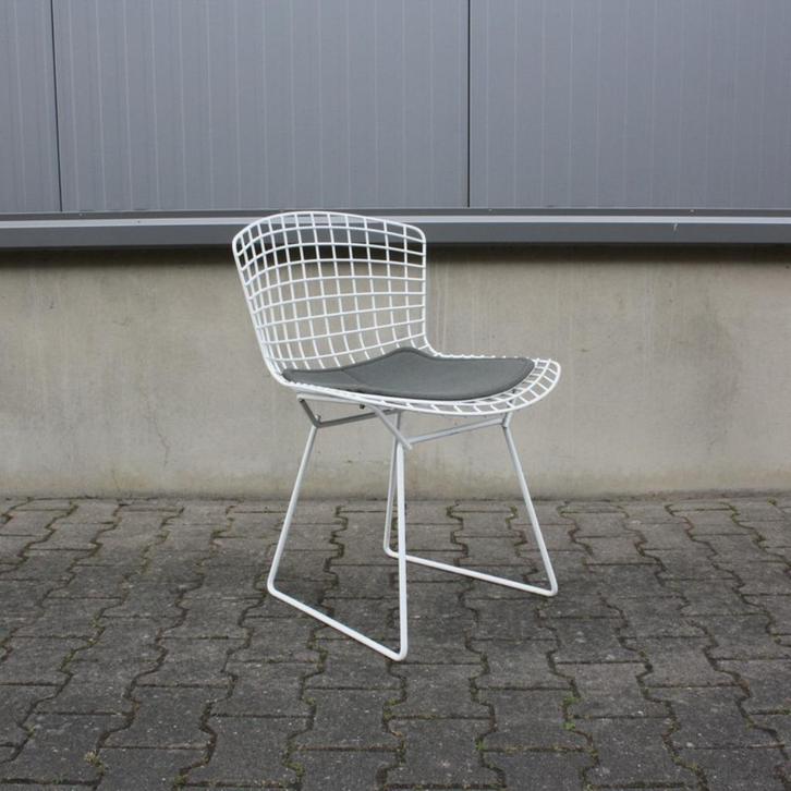 Bertoia Chair model 420 (set van 2), Huis en Inrichting, Stoelen, Gebruikt, Twee, Metaal, Stof, Grijs, Ophalen