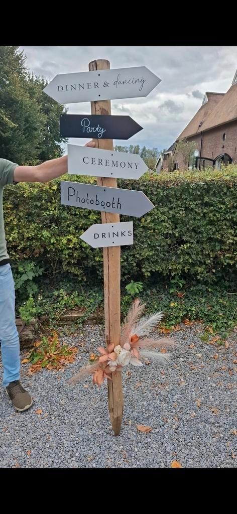 Bruiloft decoratie en artikelen te koop, Hobby en Vrije tijd, Feestartikelen, Zo goed als nieuw, Versiering, Geboorte of Huwelijk