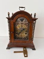 Wuba tafelklok, Antiek en Kunst, Antiek | Klokken, Ophalen of Verzenden