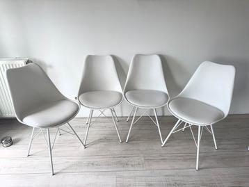 4 stuks Klarup eetkamerstoelen Jysk beschikbaar voor biedingen