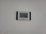 Digitale Wandklok, Huis en Inrichting, Woonaccessoires | Klokken, Ophalen of Verzenden, Zo goed als nieuw, Digitaal, Wandklok