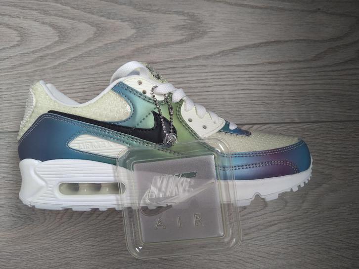 Nike air max 90 bubble pack white, multicollor bubble, Kleding | Dames, Schoenen, Nieuw, Sneakers of Gympen, Wit, Ophalen of Verzenden