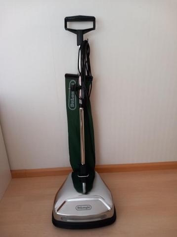 (Zuigende) DeLonghi parket vloerwrijver  beschikbaar voor biedingen
